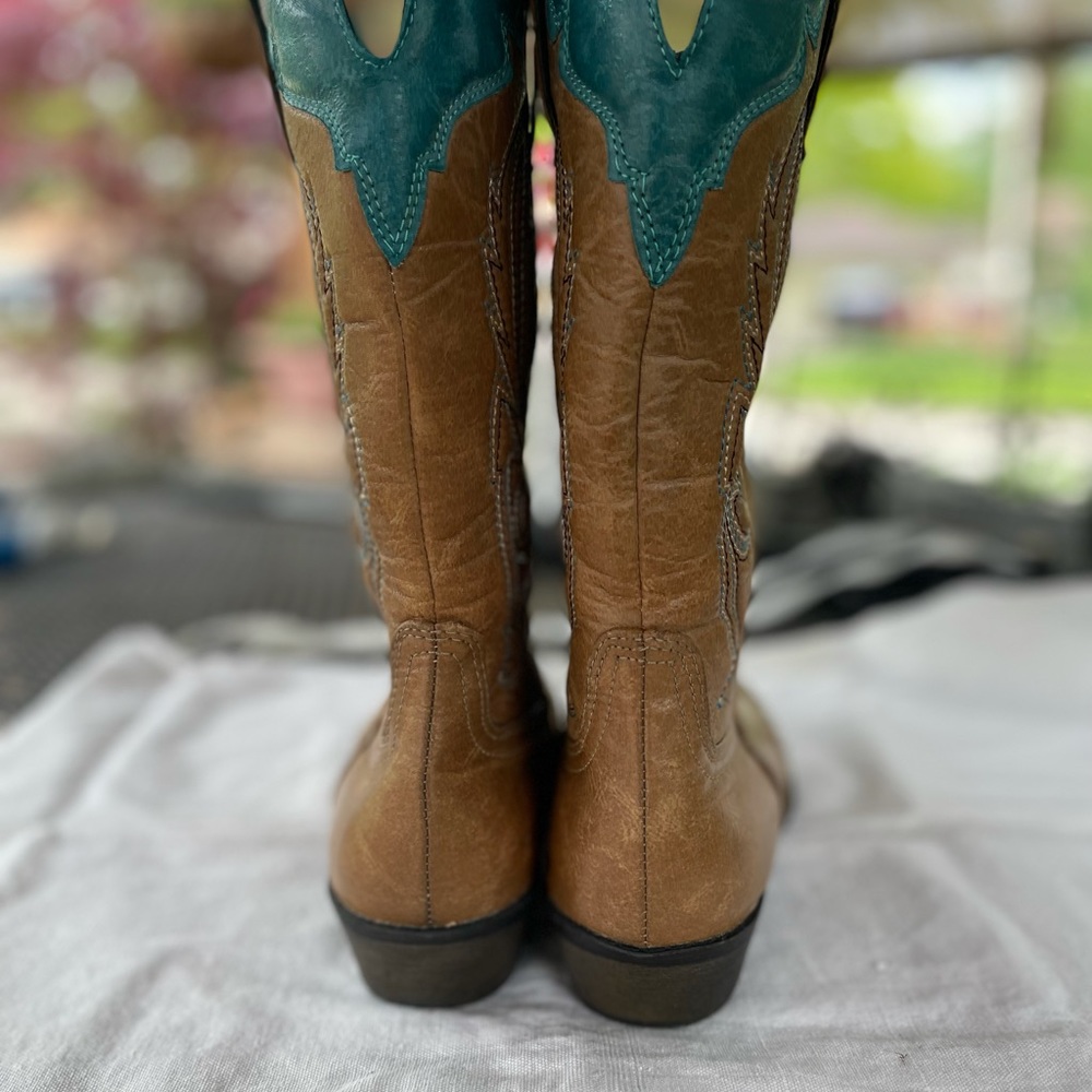 Coconuts by Matisse Tan and Teal Heeled Boots - Picture 3 of 13